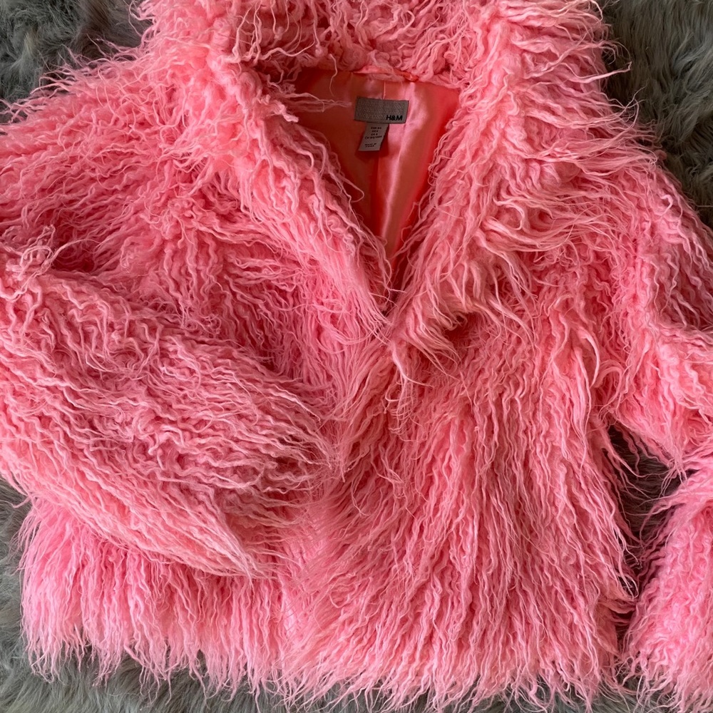 H&M pink faux fur coat
